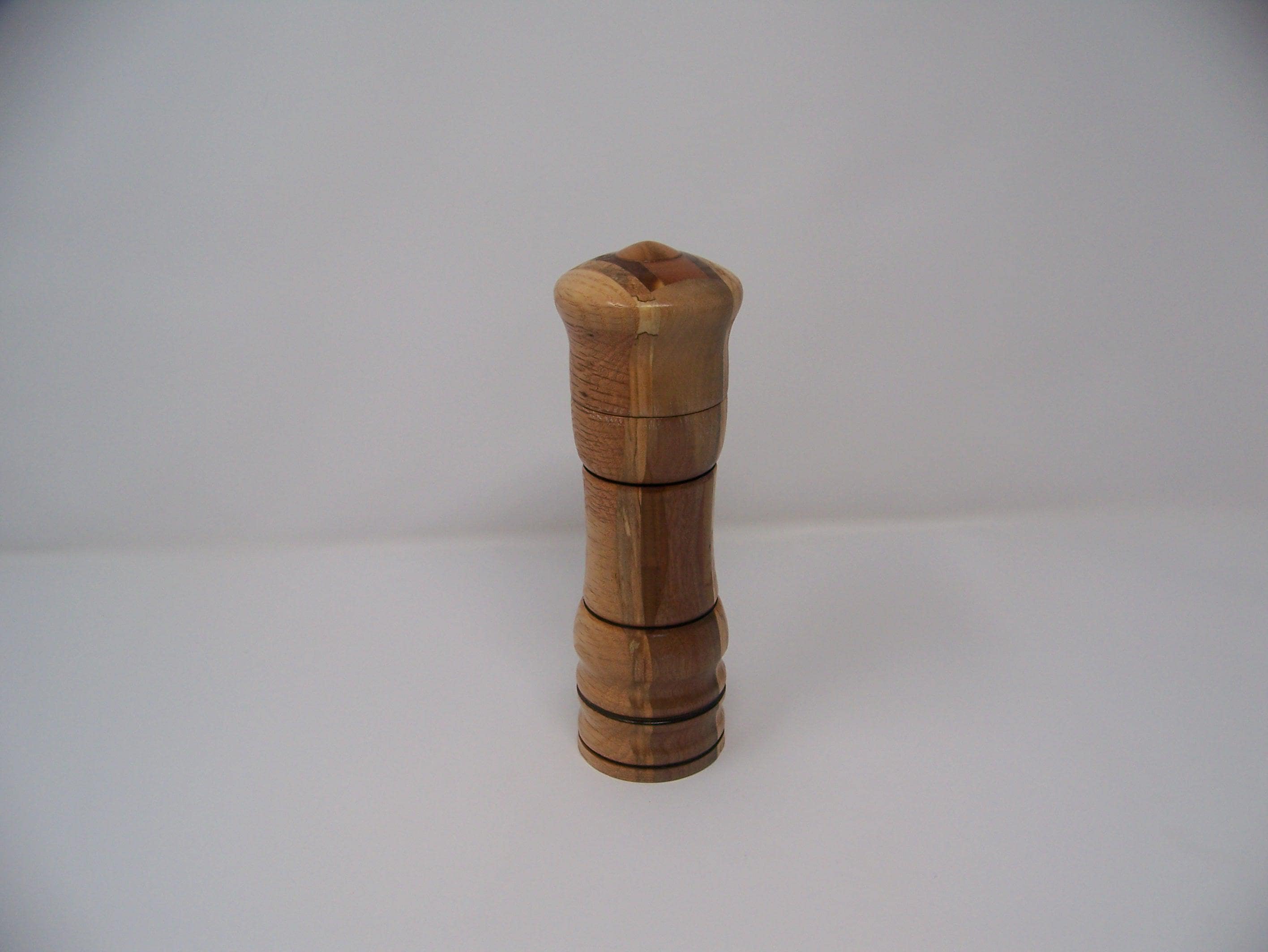 Pepper Grinder - Crush Grind - Ceramic Mechanism - Hardwood - Food safe