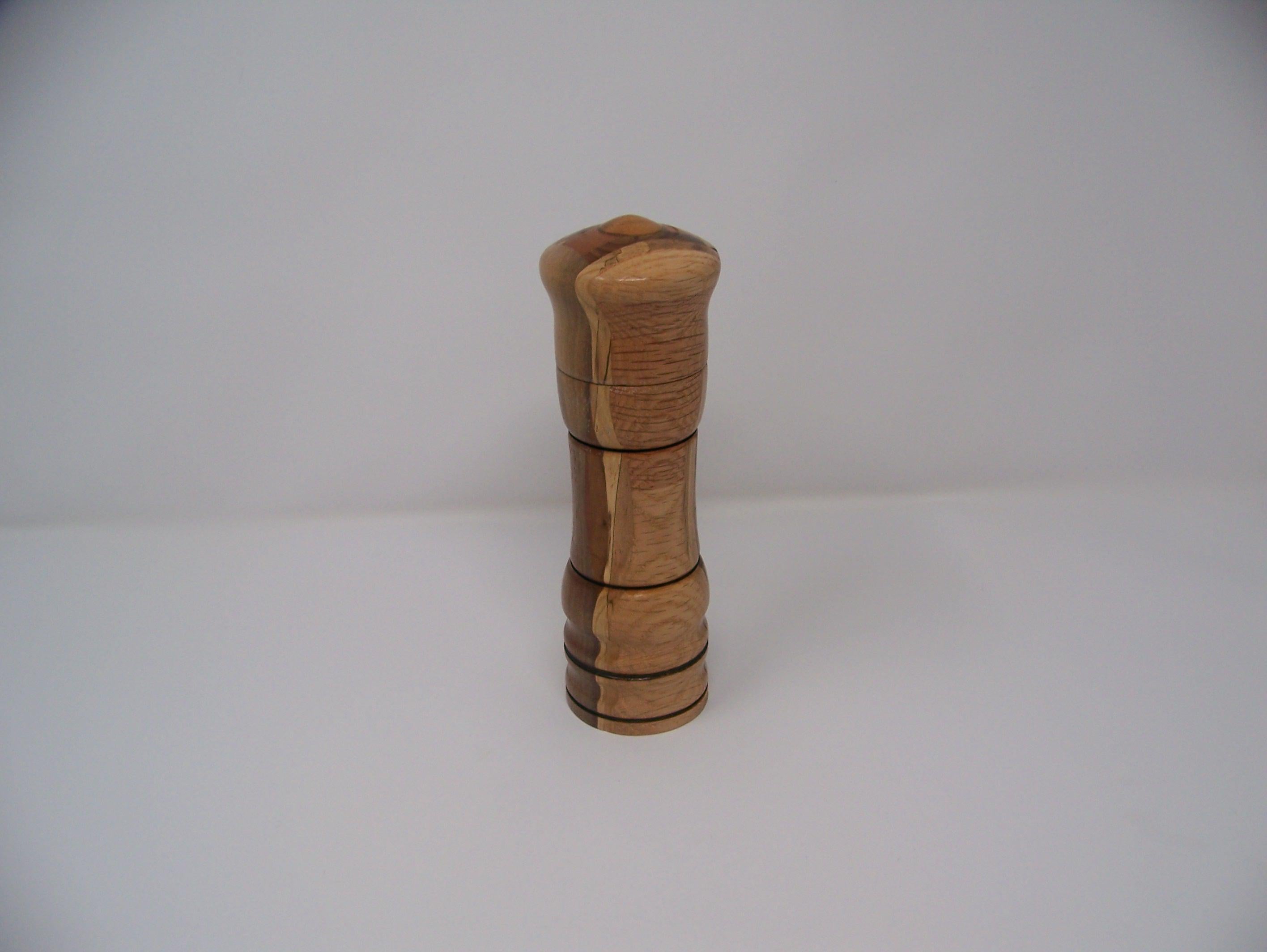 Pepper Grinder - Crush Grind - Ceramic Mechanism - Hardwood - Food safe