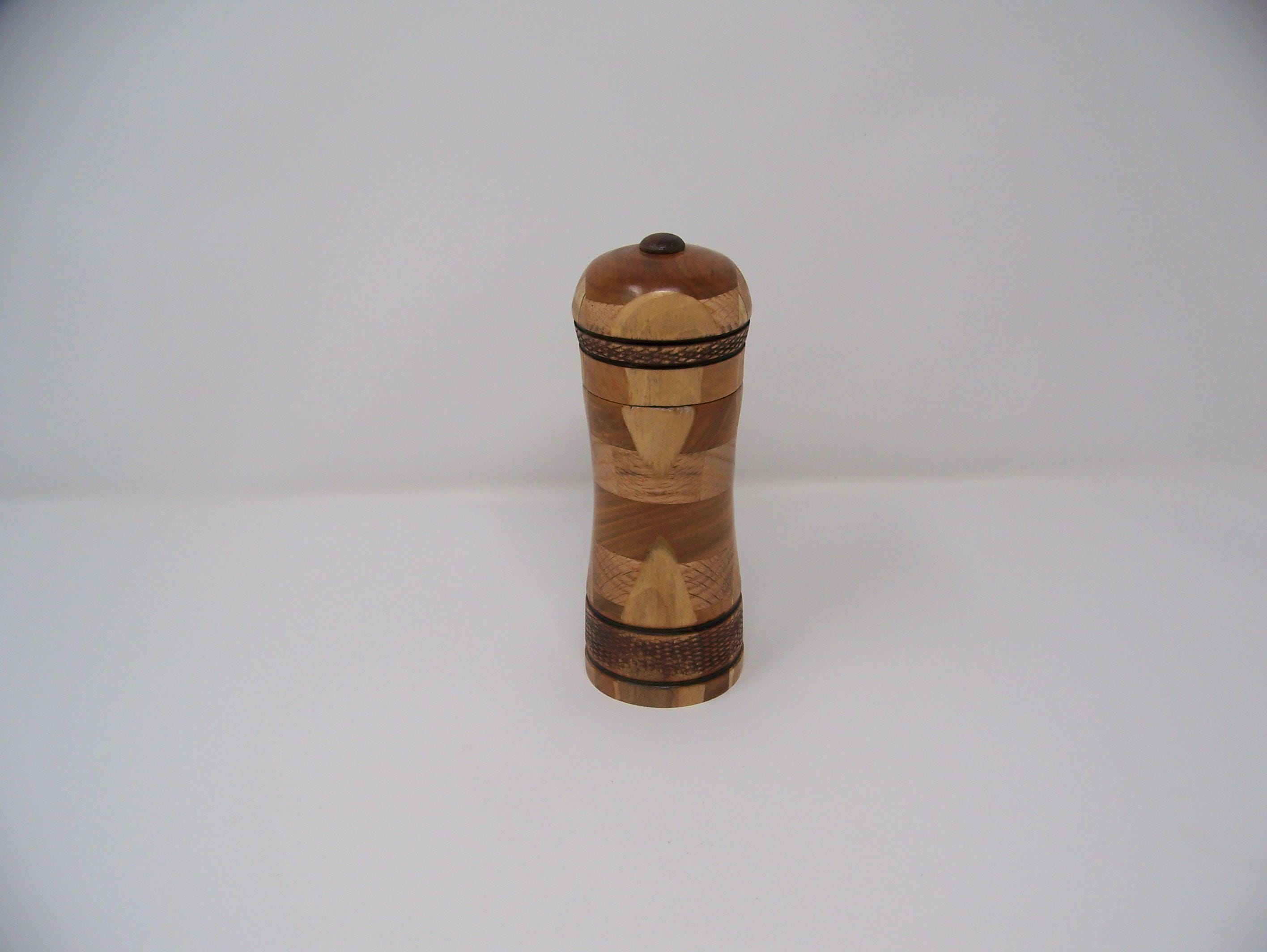 Pepper Grinder -  Crush Grind -  Hardwoods - Food Safe