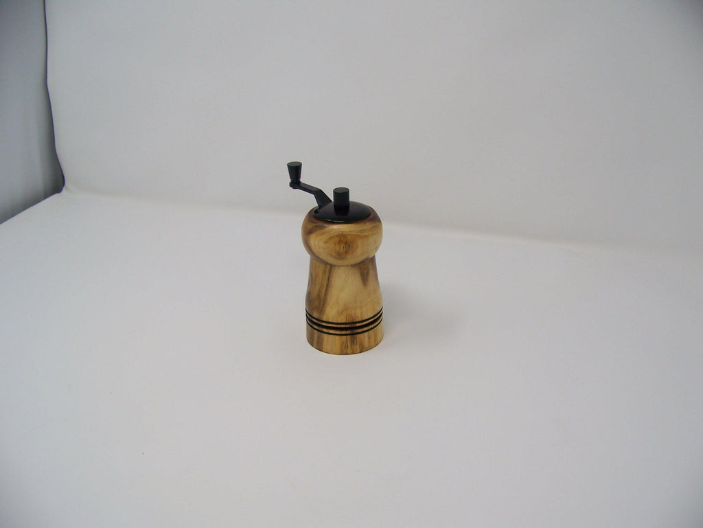 Mini Salt or Pepper Grinder - Top Grinder - Ceramic mechanism - hardwoods: Locust
