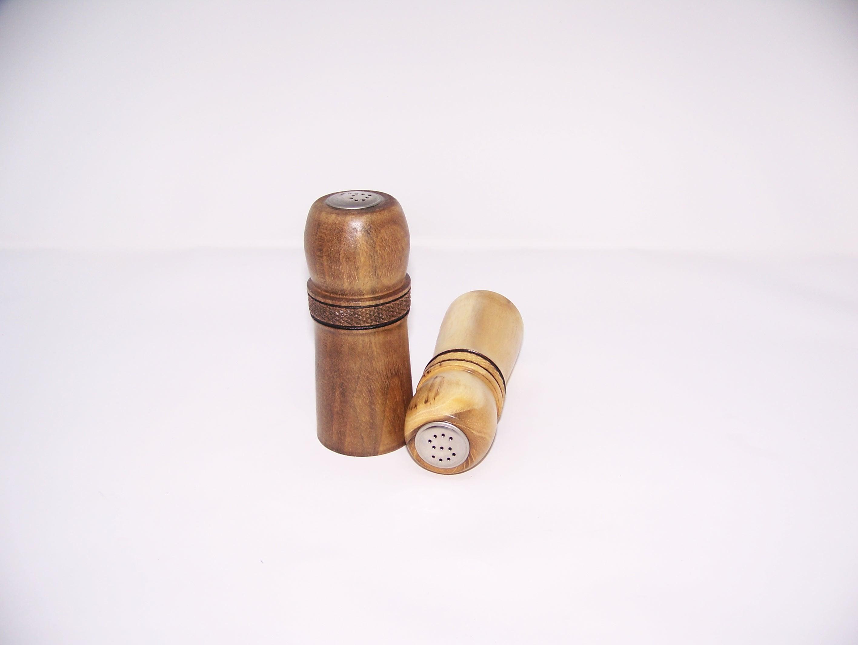 Salt and Pepper Shaker Set - hardwoods