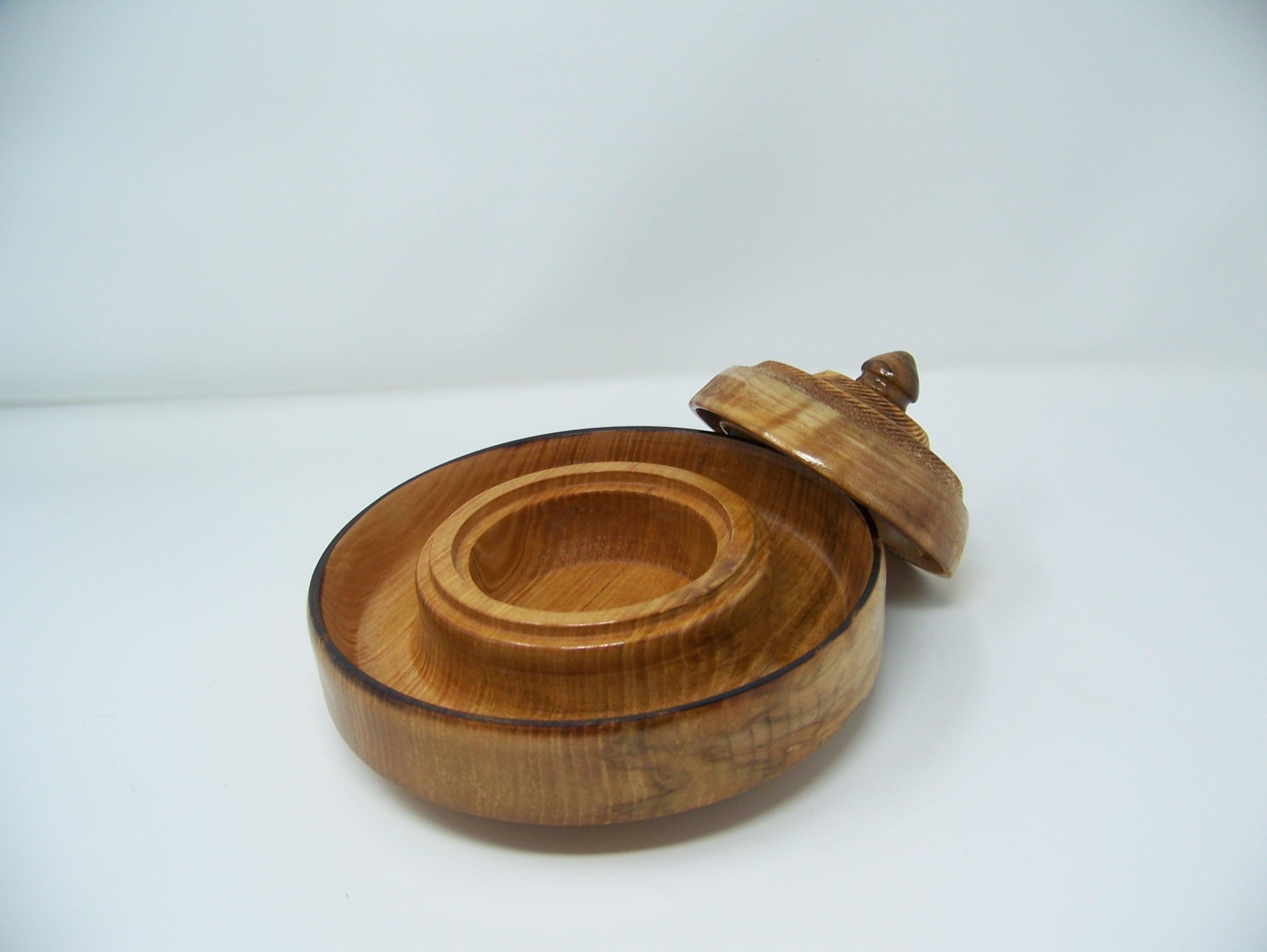 Maple Candy Dish/with cover - decorative edging on cover