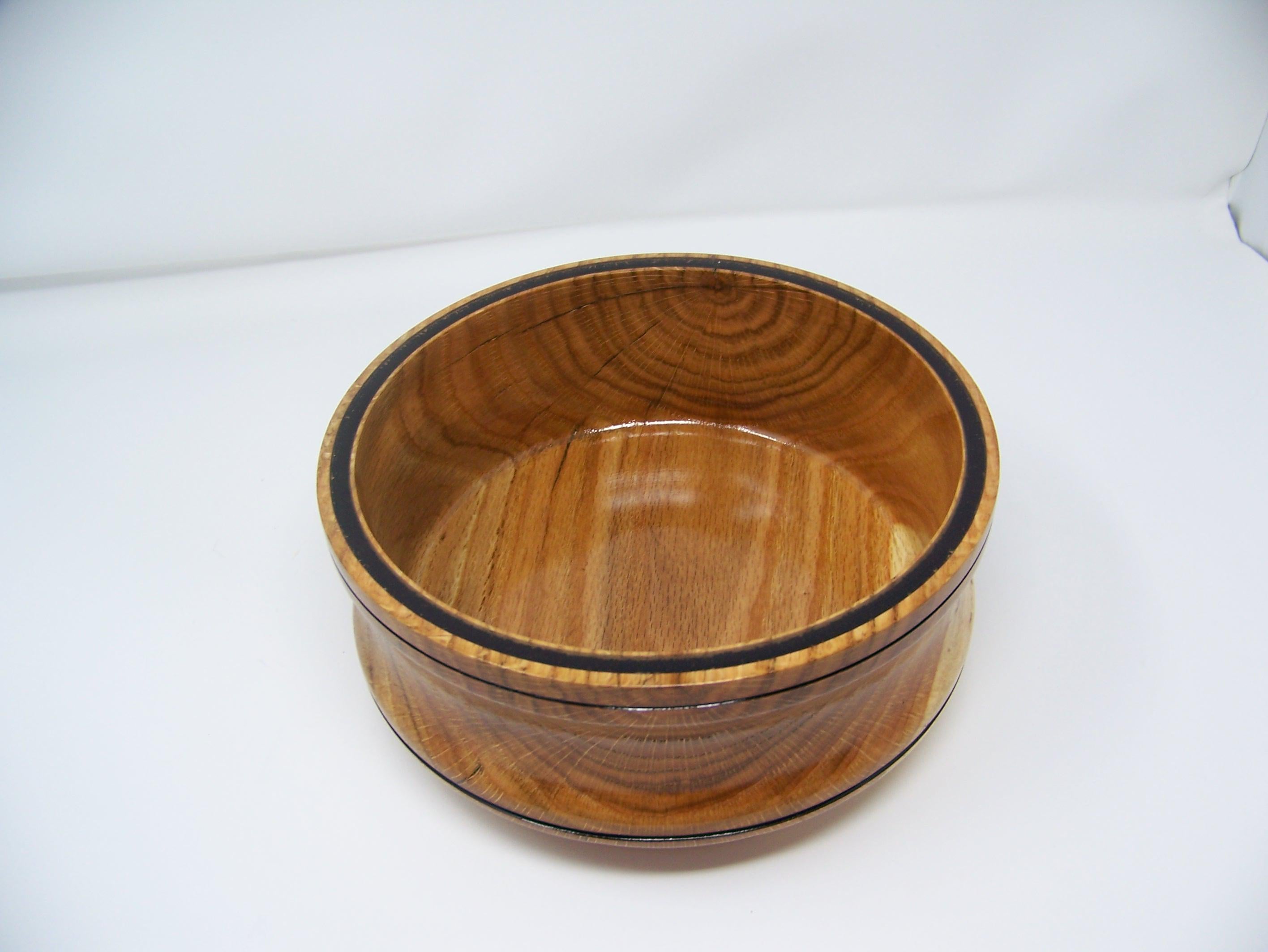 Oak Bowl - Medium Size - Black Epoxy inlay around rim