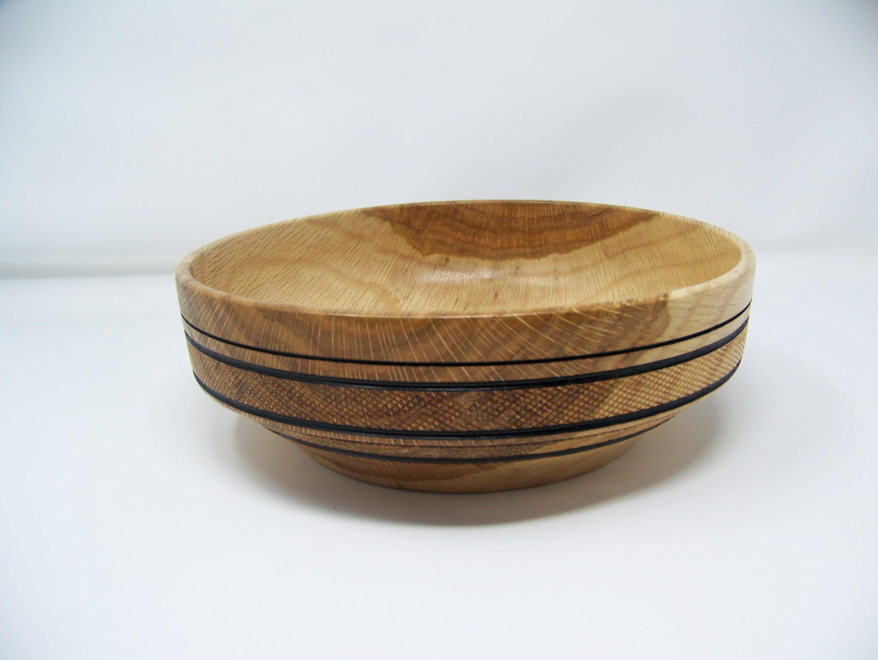 Oak Bowl - Lathe Turned - Beautiful wood