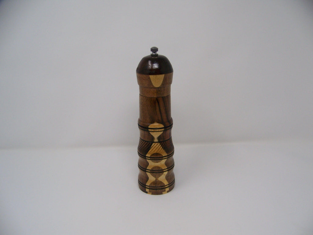 Pepper Grinder - Pro Grind - Ceramic Mechanism - Hardwood