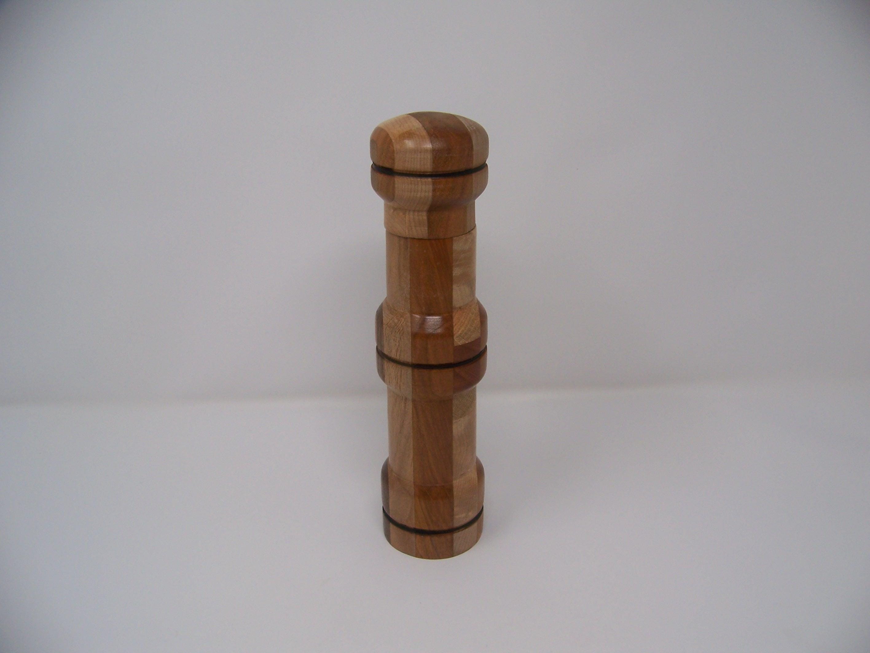 Pepper Grinder - Crush Grind - Ceramic Mechanism - Hardwood - Food Safe