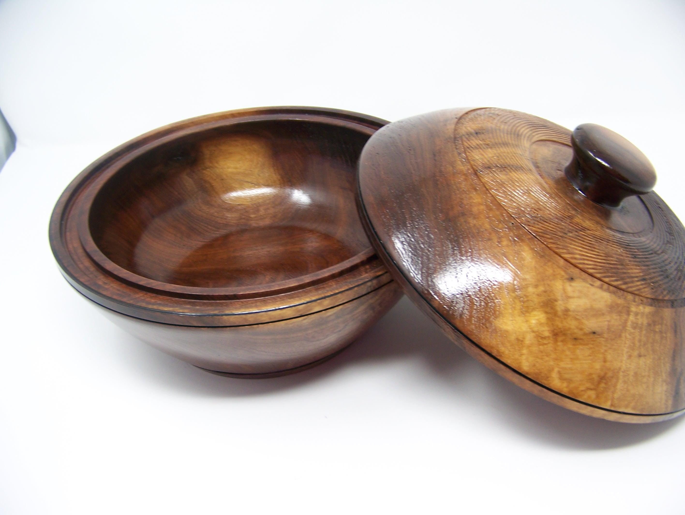 Black Walnut Bowl / with Lid - Lathe Turned