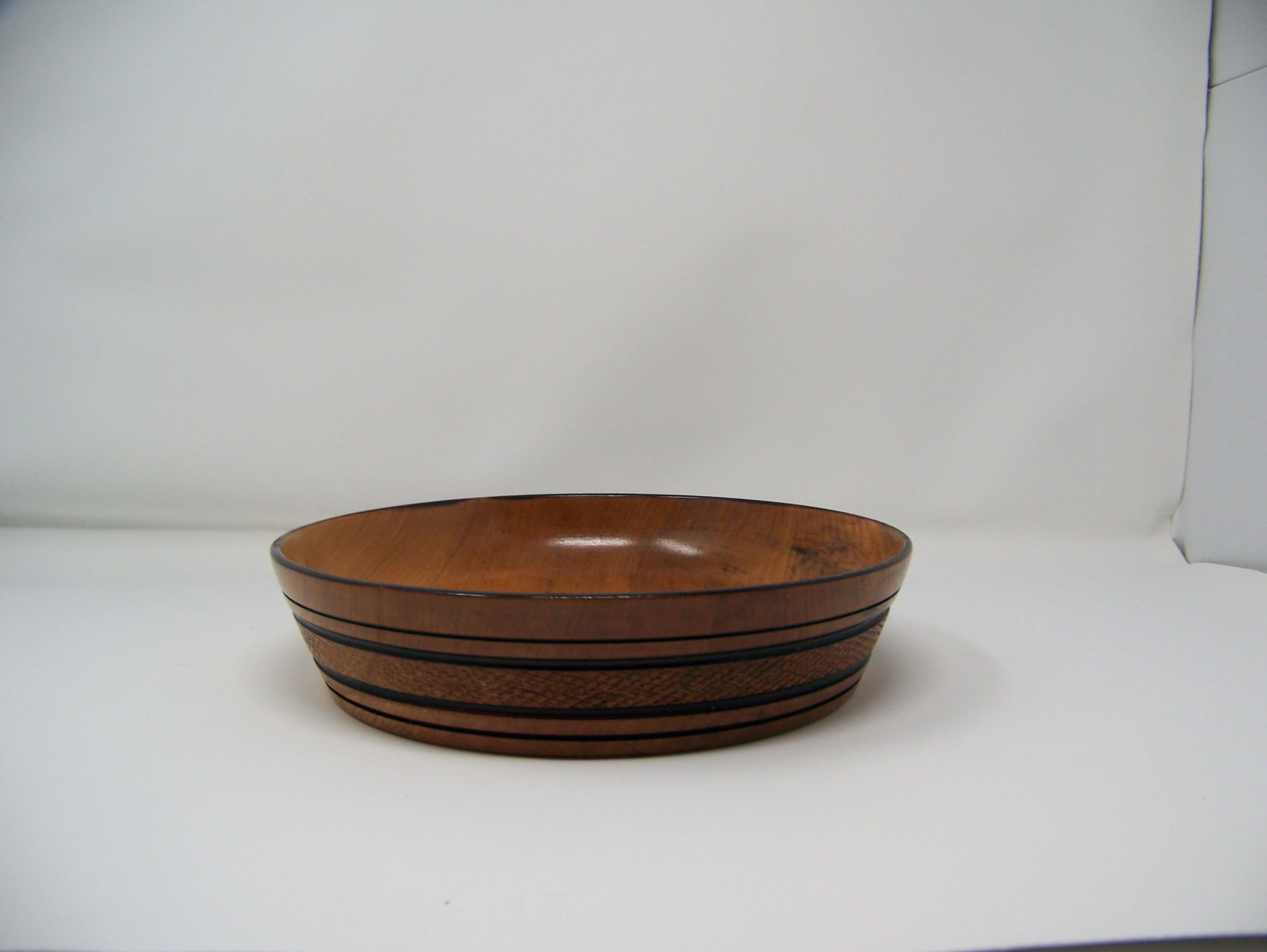 Maple Bowl with decorative edging.
