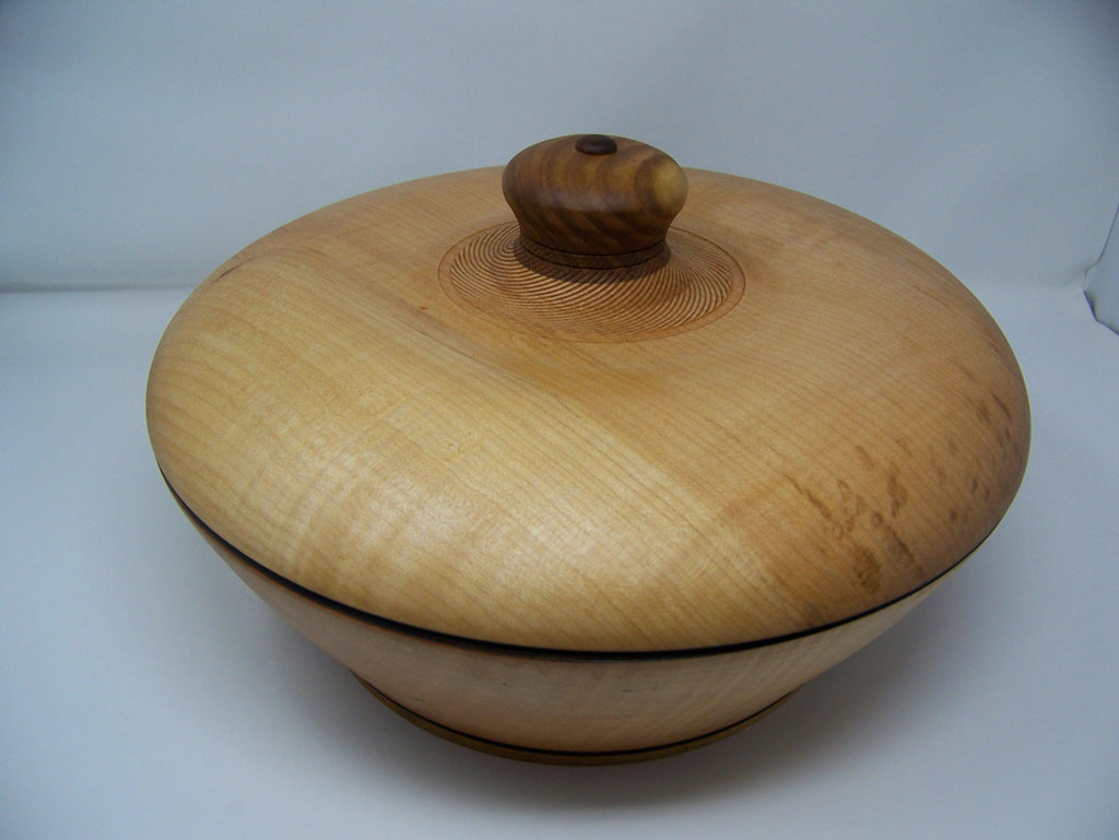 Maple - Large Bowl with Lid - Covered Bowl