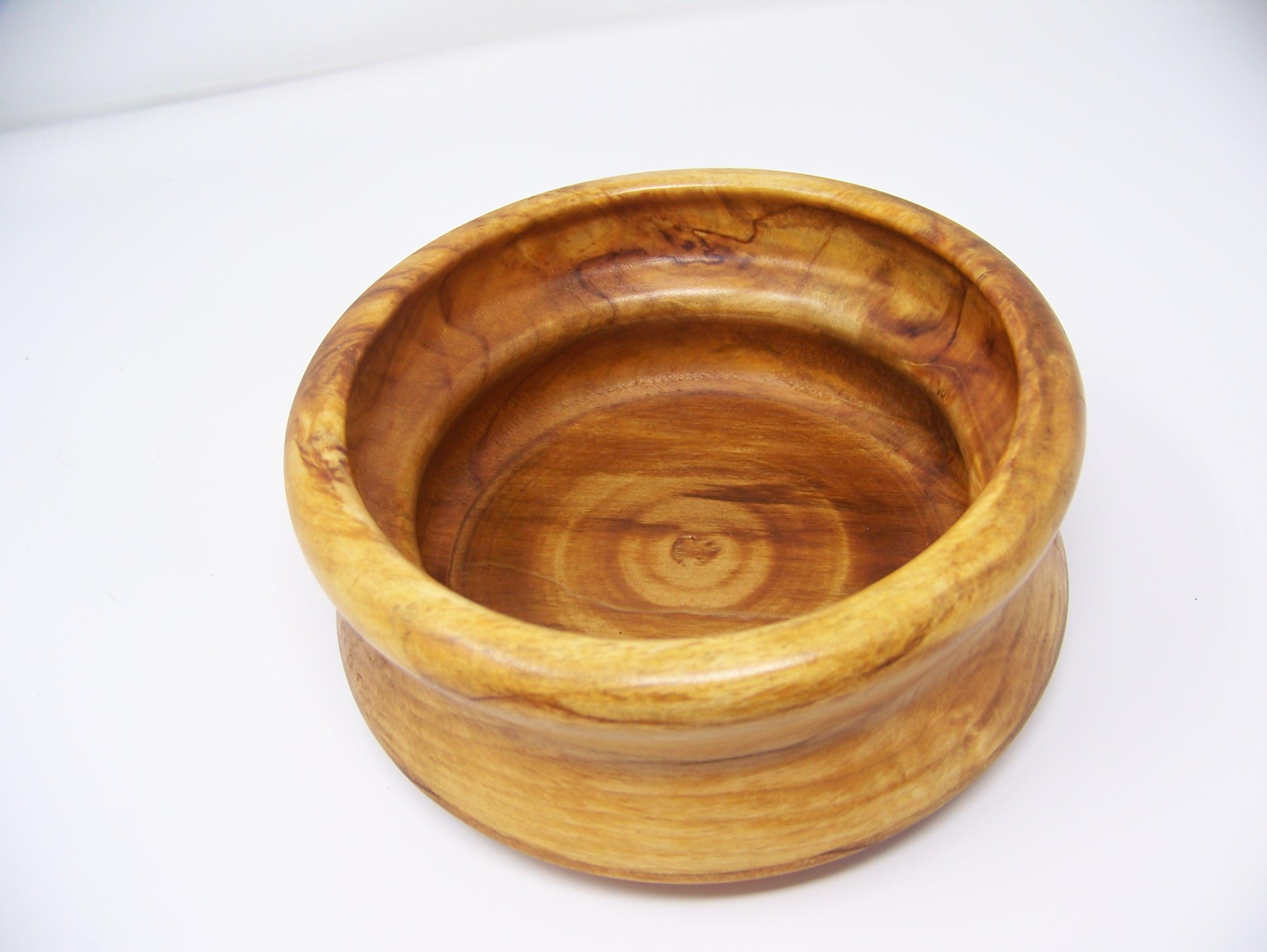 Maple Bowl - Salad Bowl - Candy Dish