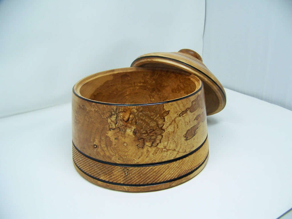 Maple Cookie Jar/Canister/Bowl with Lid - Lathe Turned - Detailing