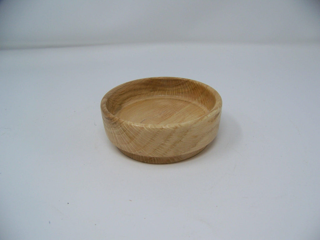 Small Oak bowl - lathe turned - Trinket Bowl