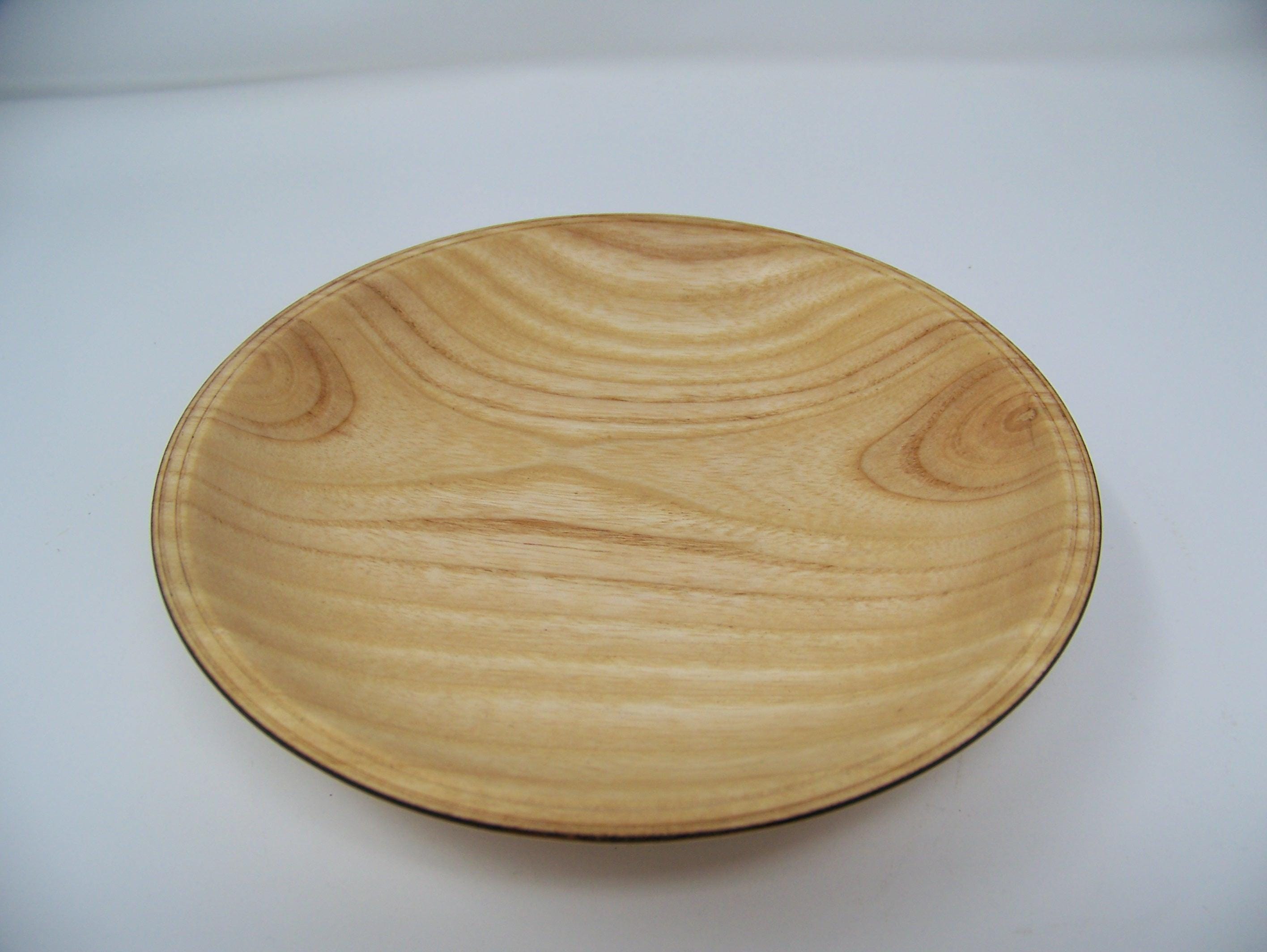 Ash Bowl - lathe turned - detailing around bowl