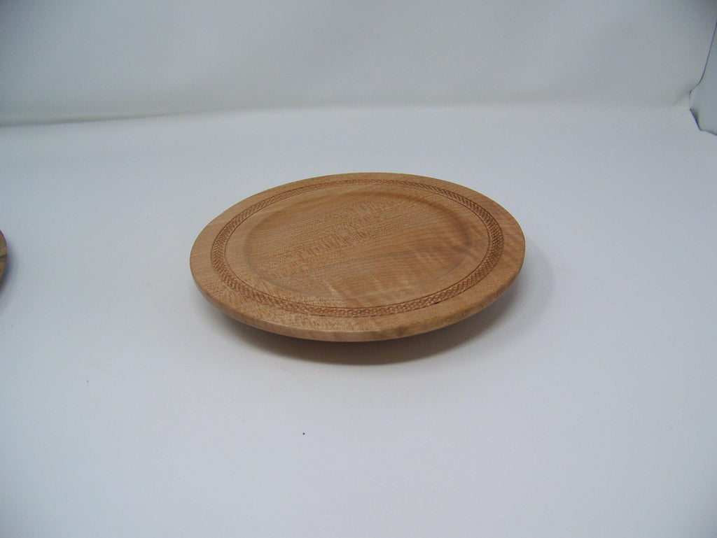 Maple Plate - Small - with detailing around the edge.