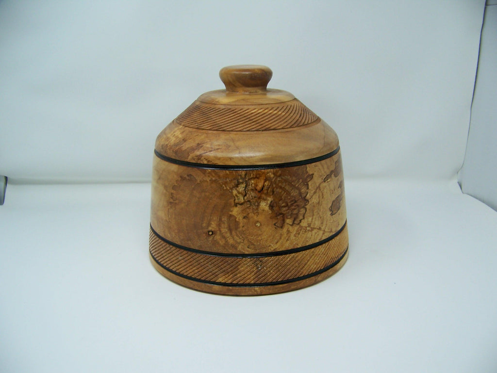 Maple Cookie Jar/Canister/Bowl with Lid - Lathe Turned - Detailing