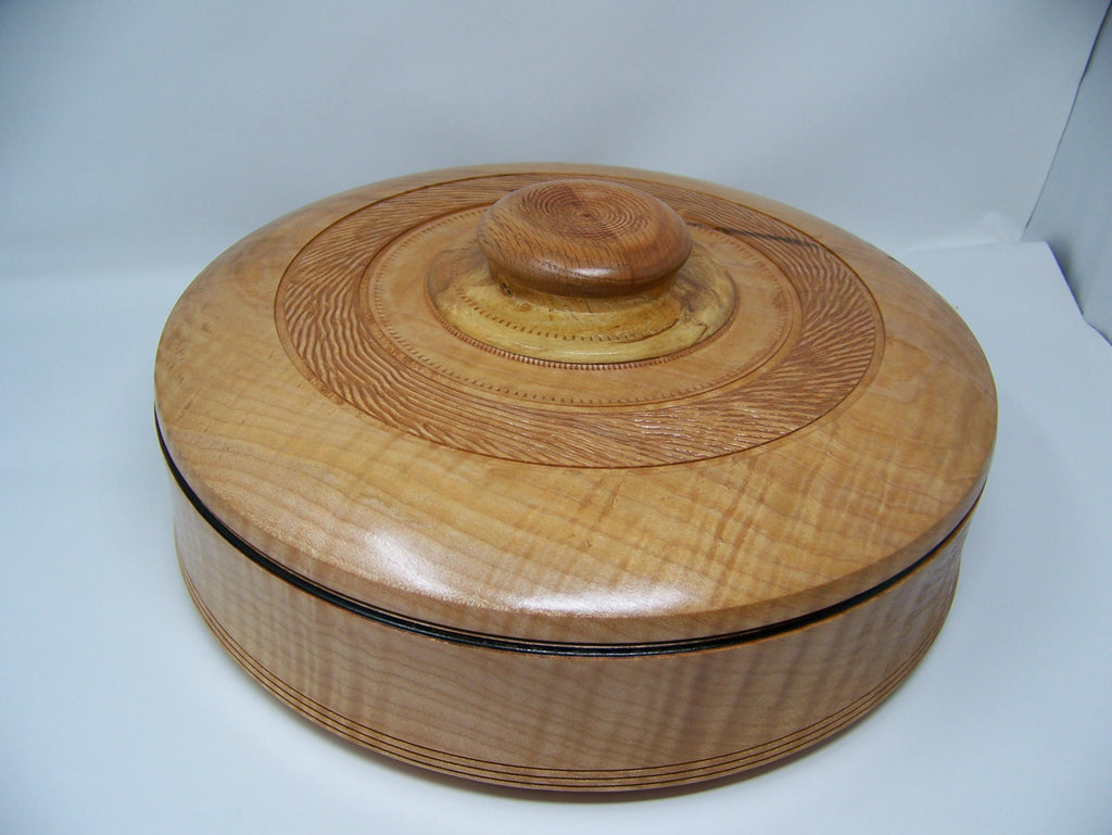 Figured Maple - covered Chip and Dip Bowl with Blue glitter epoxy inlay - detailing - large bowl