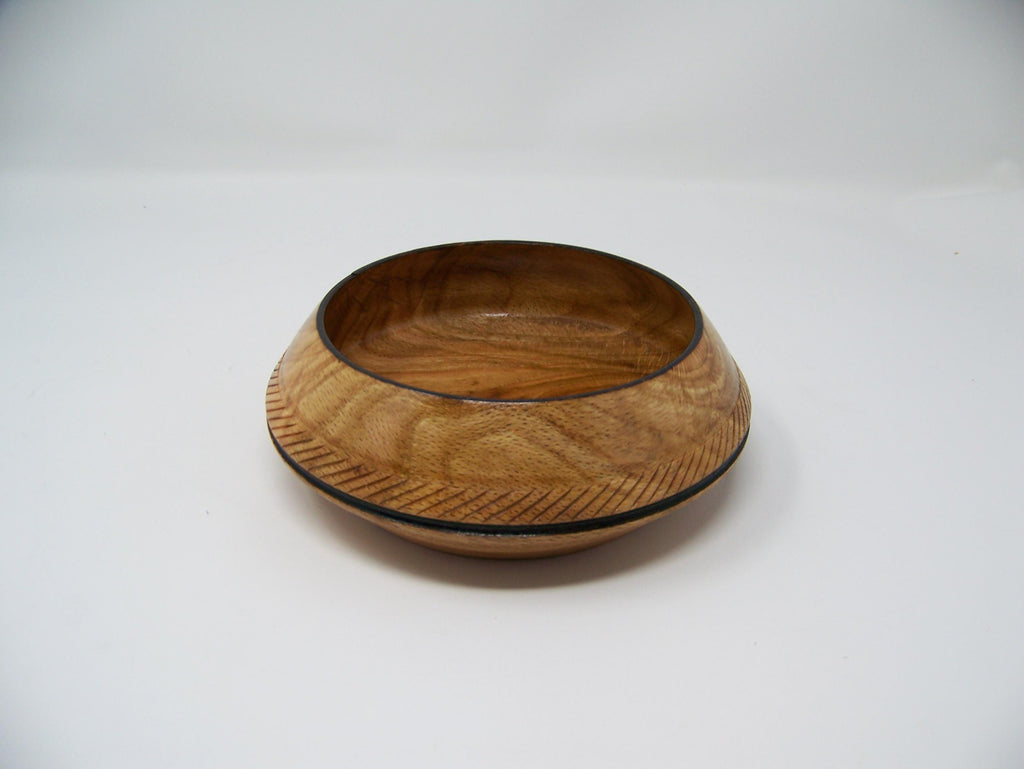 Oak - decorative - unique shaped bowl/with edge detailing.