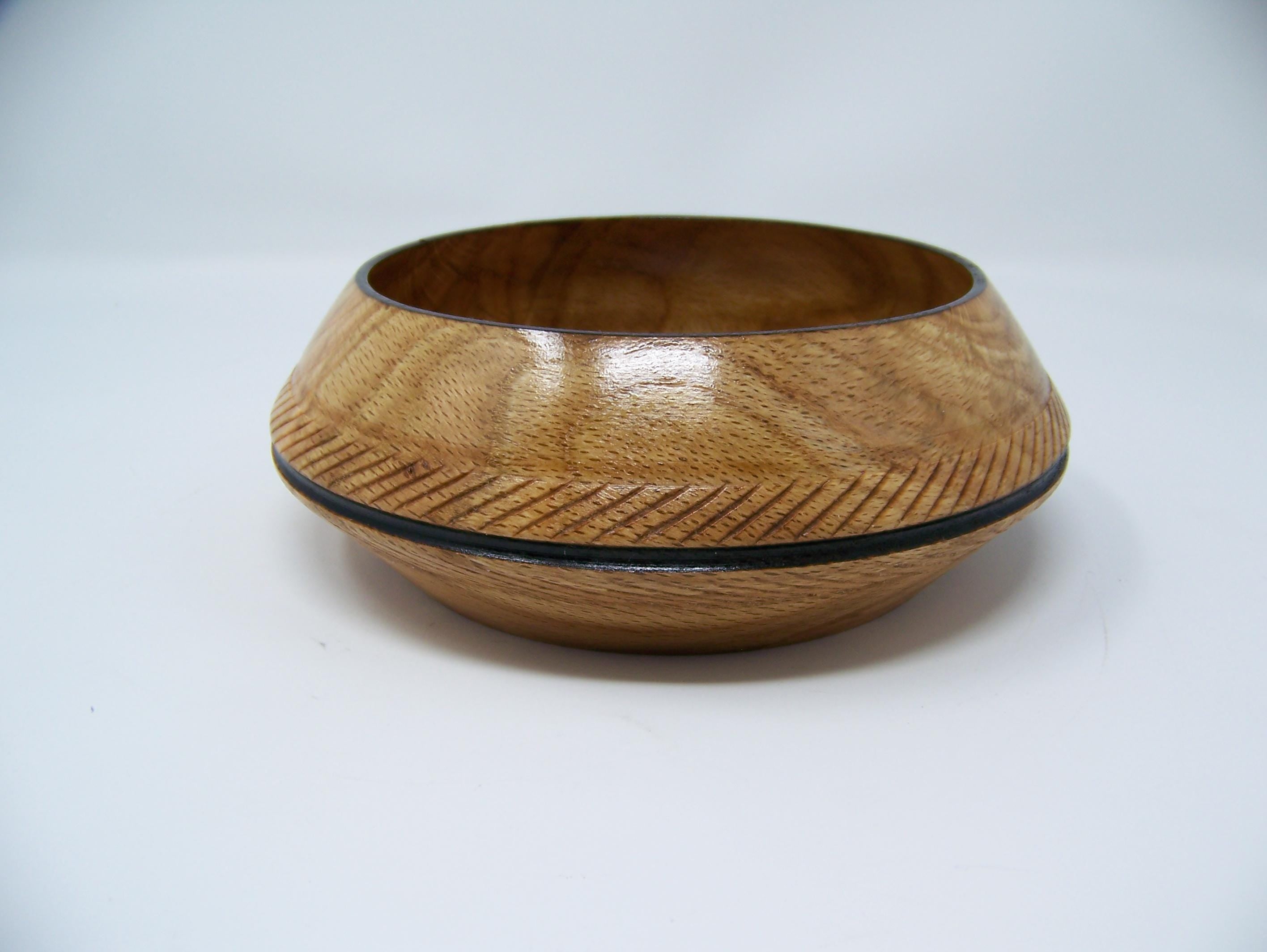 Oak - decorative - unique shaped bowl/with edge detailing.